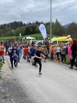 370 učenk in učencev na krosu kamniških osnovnih šol (3)